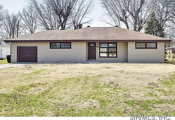 2nd image of 1505 Glen Vista Dr