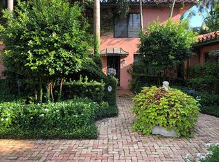 226 Chilean Ave APT 4, Palm Beach, FL 33480