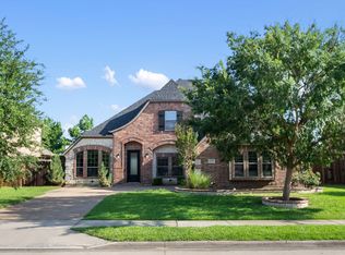 679 Burr Oak Dr, Frisco, TX 75033