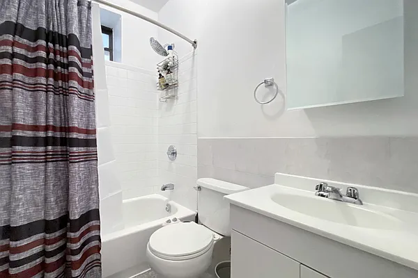 Rented by Compass | media 10