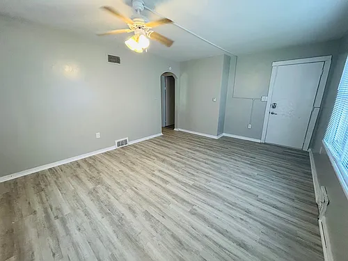 Floor plan 202