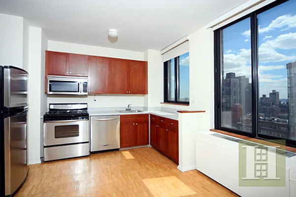 Sold by Halstead Real Estate | media 3