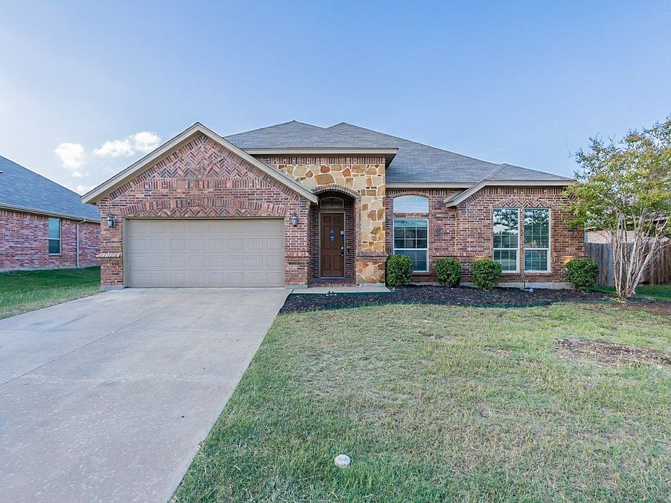 1st image of 353 Prince John Dr
