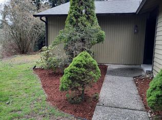 5109 Hideaway Ln, Bremerton, WA 98312