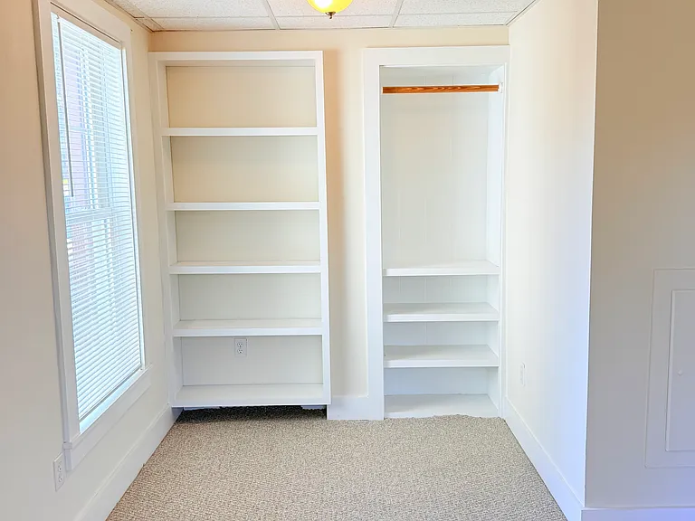 127 Hanover St #2 — Photo 11