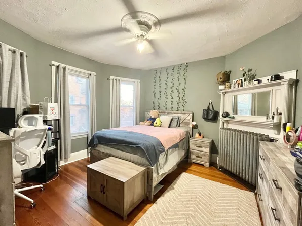 (undisclosed Address), Roxbury, MA 02120