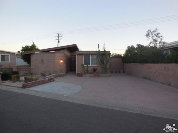 2nd image of 69510 Fairway Dr