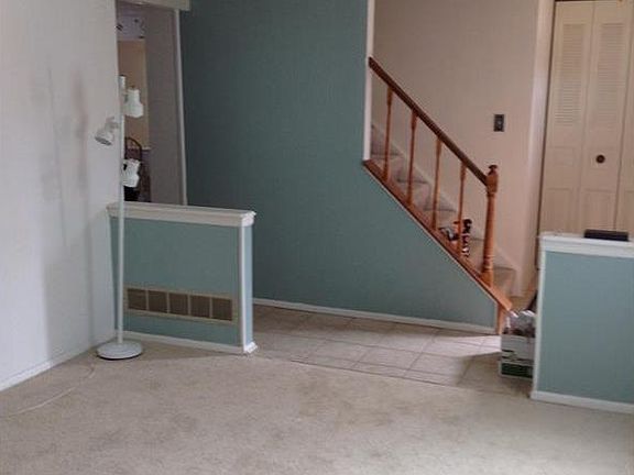 2nd image of 9501 Thornwood Dr