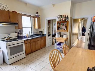 16 Saunders St #A, Allston, MA 02134