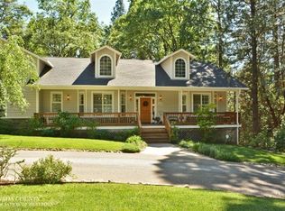 10833 Bubbling Wells Rd, Grass Valley, CA 95945