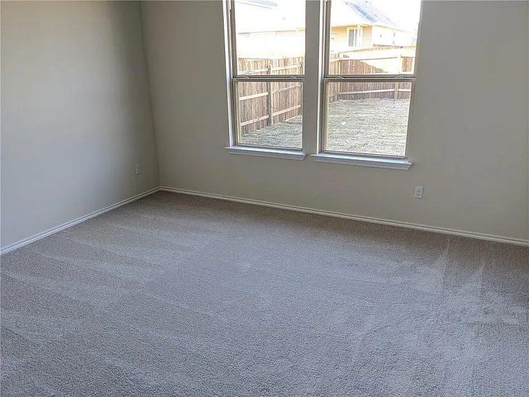 1013 Cliffbrake Way — Photo 10