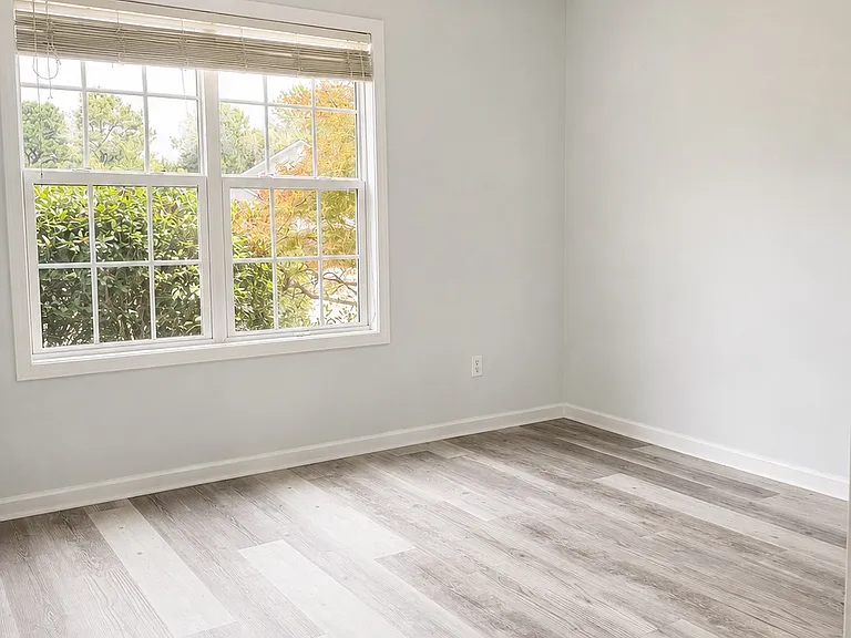 605 Whittle Ct — Photo 12