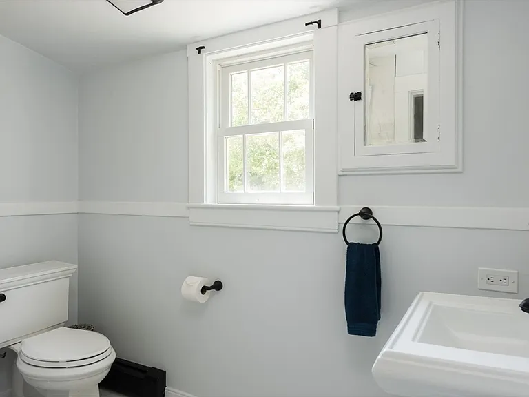 16 Jefferson Shores Rd — Photo 26