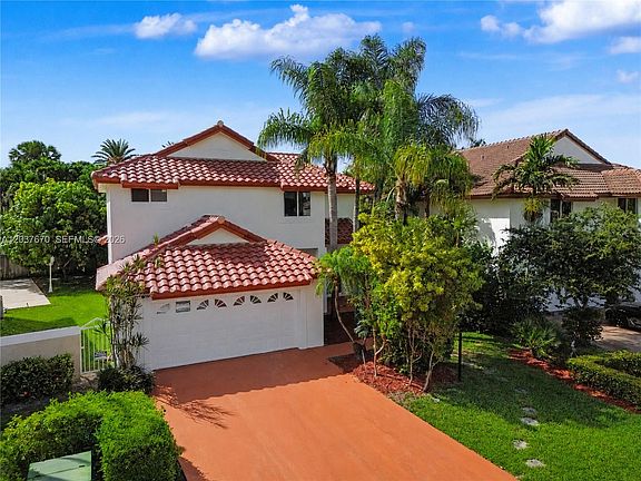 2nd image of 4725 NW 104th Ave