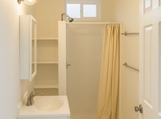 Kim 1380, Los Angeles, CA 90007