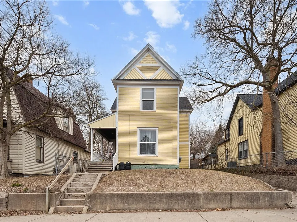 941 Prince St SE #2