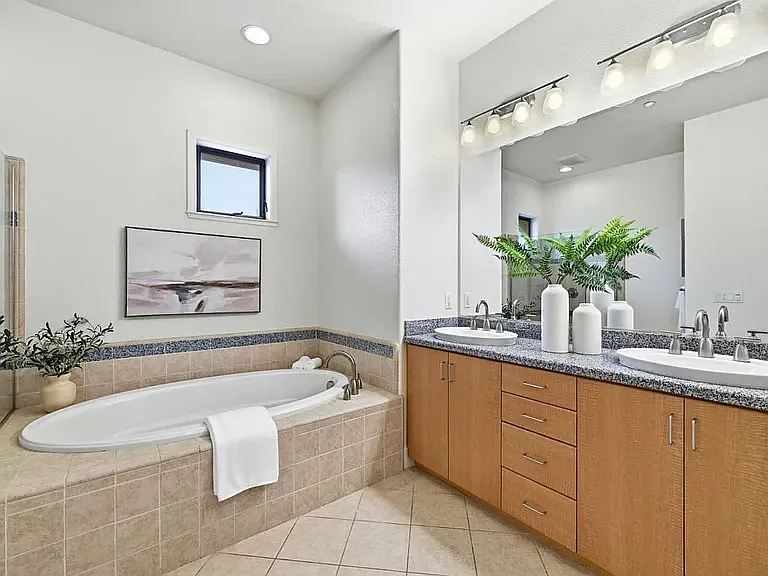 4248 Rickeys Way #H — Photo 26
