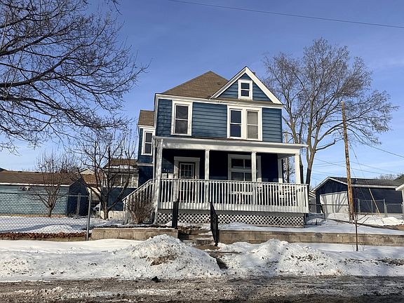 5th image of 467 Case Ave