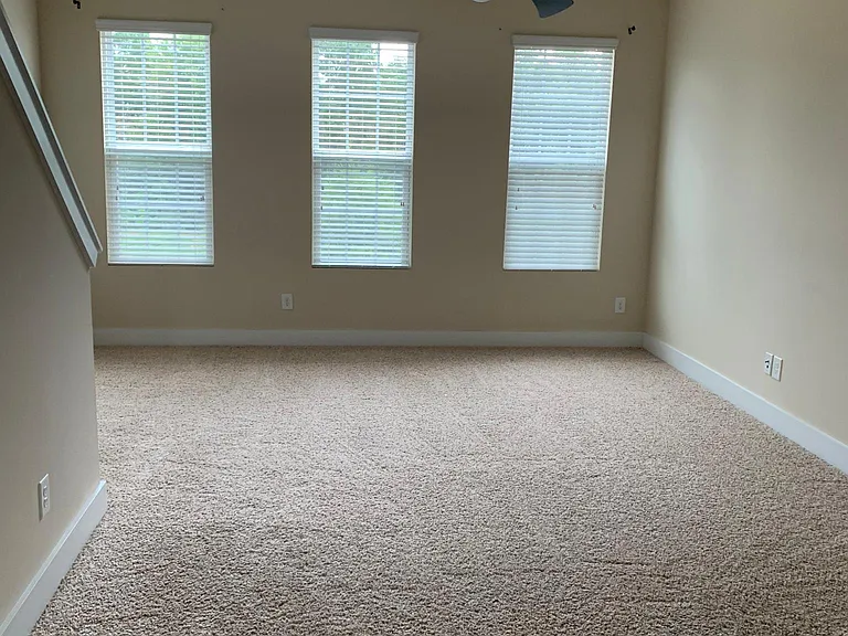2313 Silver Crescent Dr — Photo 30