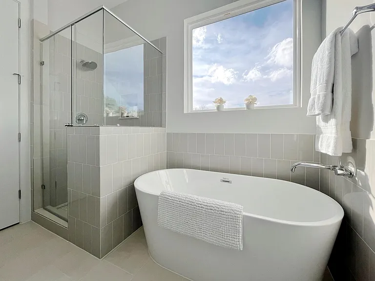 8318 Curry Rd — Photo 3