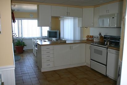 2nd image of 6 Peconic Cres