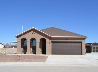221 Flor Acacia Ct, Socorro, TX 79927