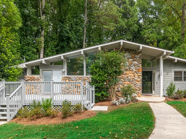 1485 Biltmore Dr, Atlanta, GA 30329