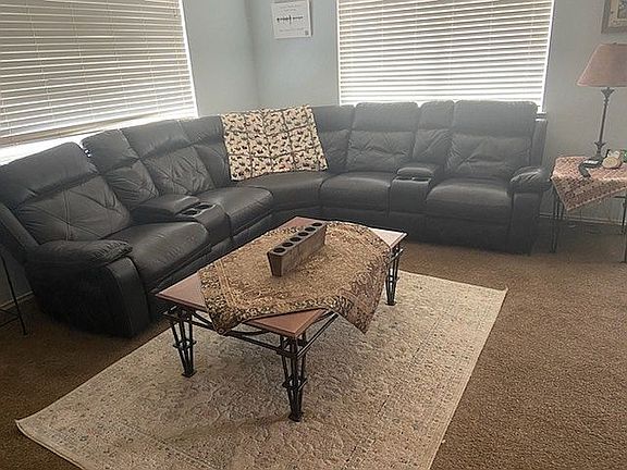 5th image of 1006 Remington Dr