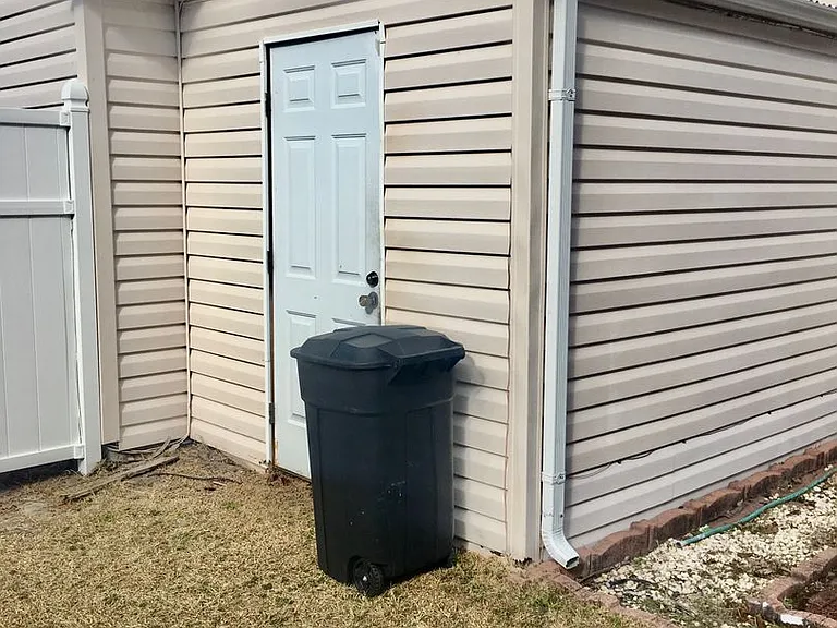1222 Gailard Dr — Photo 21