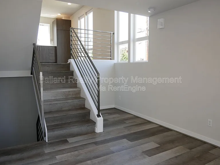 6251 8th Ave NW — Photo 5