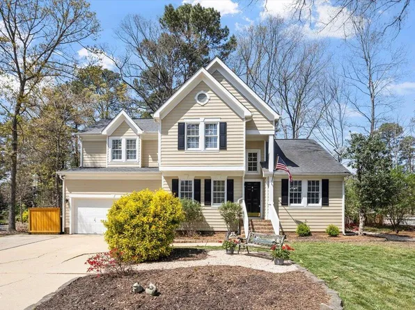 105 E Seve Ct, Morrisville, NC 27560