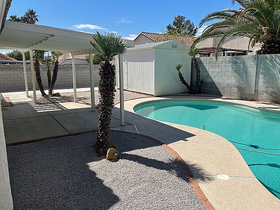 4th image of 5009 Deep Forest Dr