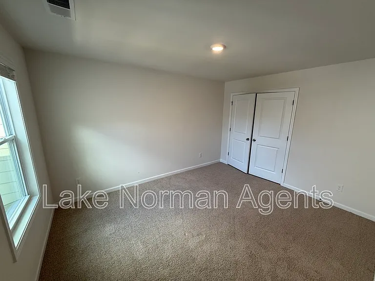 7868 Iron Rd — Photo 12