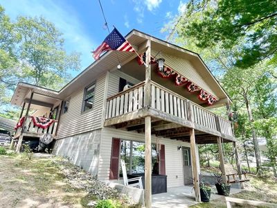 6559 Honey Ln, Johannesburg, MI, 49751