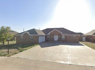 2229 Boxwood Cir, Portales, NM 88130