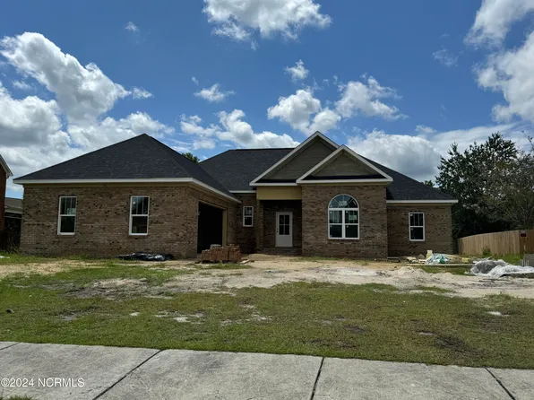 205 Iverleigh Lane, Jacksonville, NC 28540