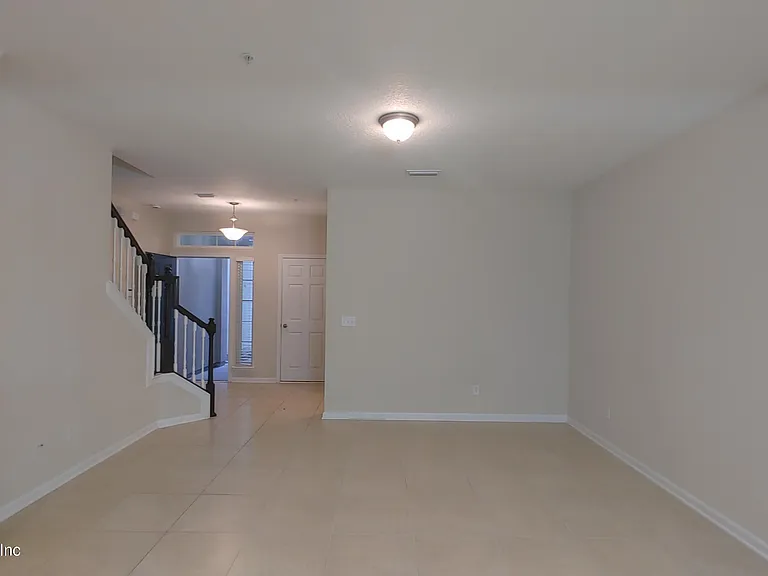 147 San Briso Way — Photo 7