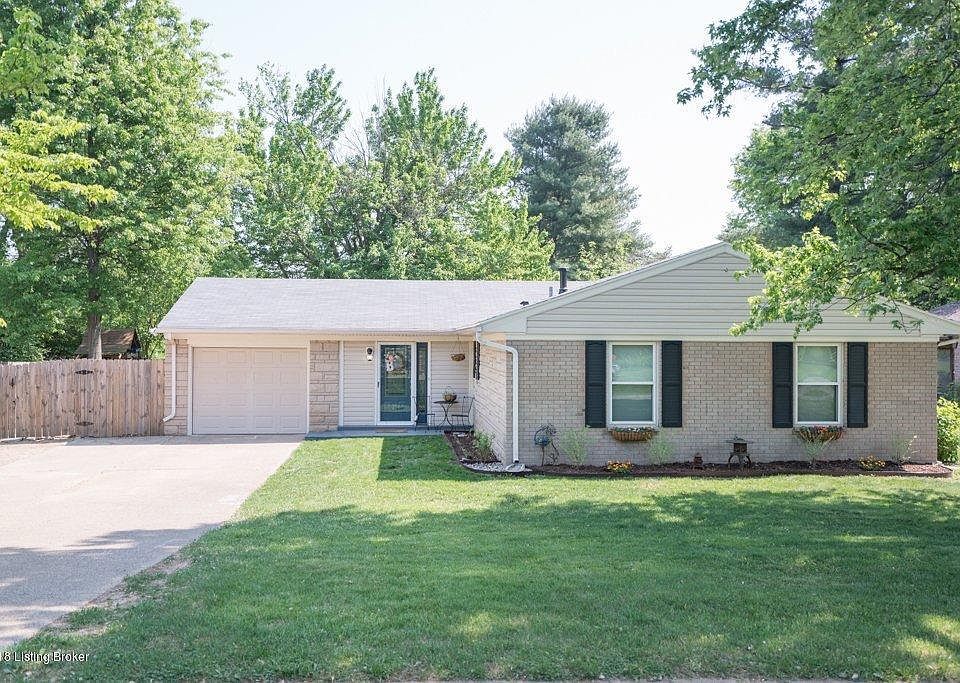 1st image of 3927 Riveroaks Ln