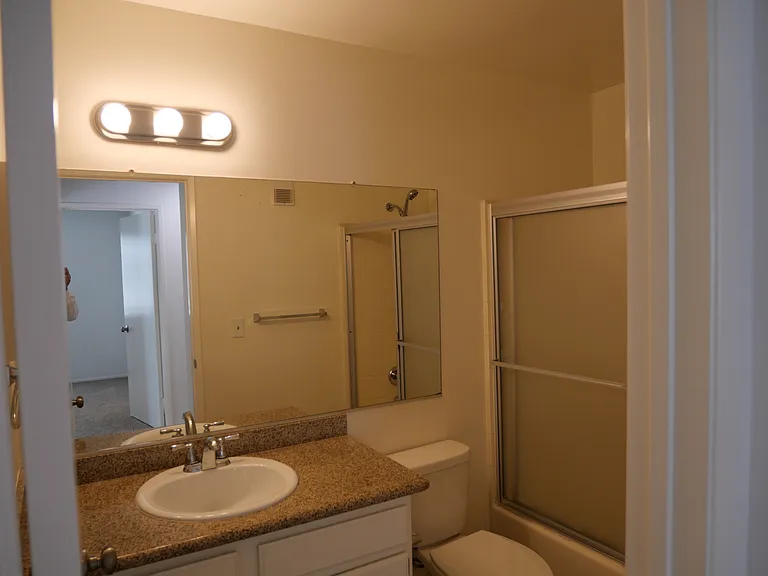 109 Roswell Ave #205 — Photo 8