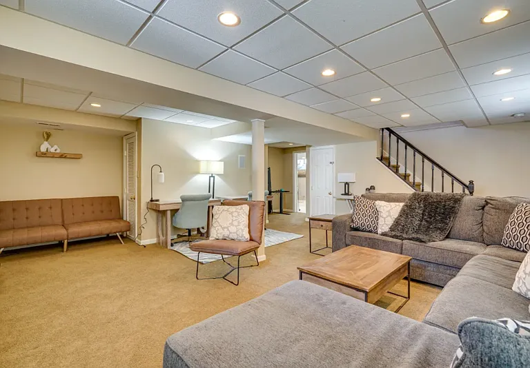 151 Rambling Rd — Photo 30