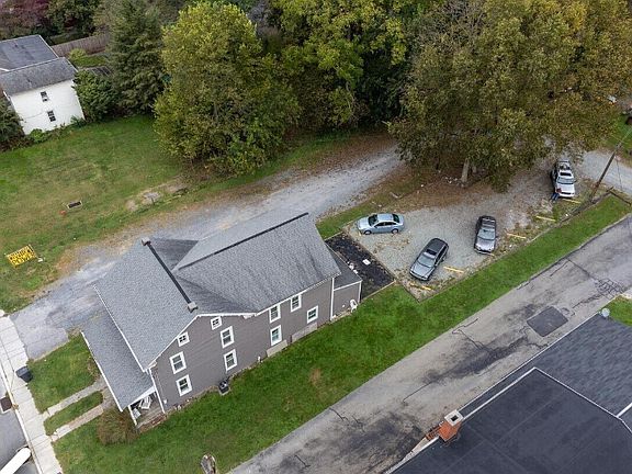 2nd image of 117 W Frederick St #117
