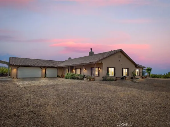8334 Skyline Rd, Pinon Hills, CA 92372