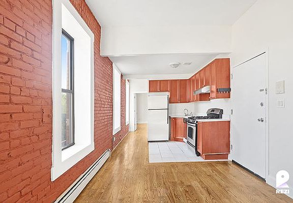 2nd image of 2159 5th Ave #5B