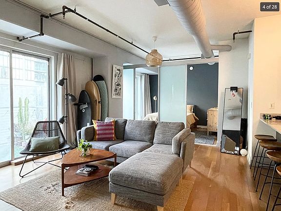 3rd image of 645 W 9th St APT 615