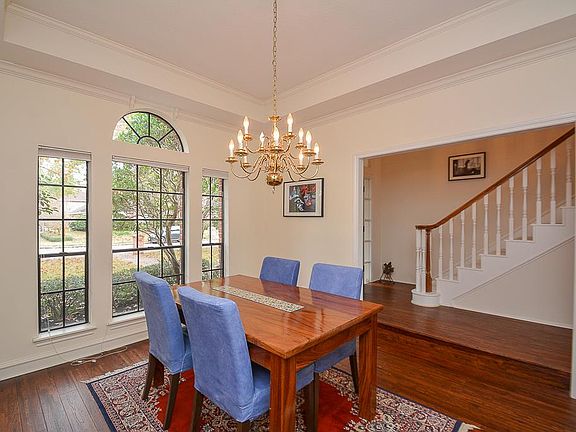 4th image of 20239 Brondesbury Dr