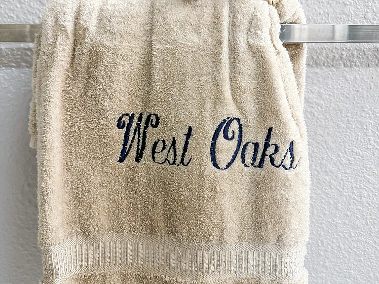 Lodge at West Oaks — Photo 42