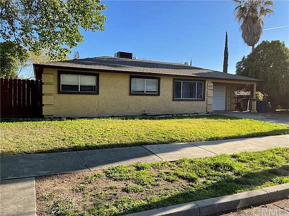 3rd image of 1622 Sacramento Dr