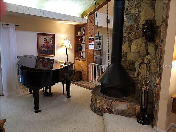 3rd image of 6230 Christina Groves Cir W