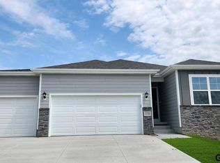 11743 S 189th St, Gretna, NE 68028