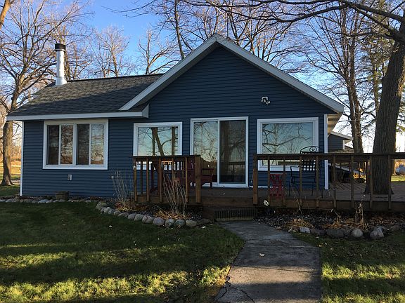 2nd image of 5562 Park Irene Dr NE